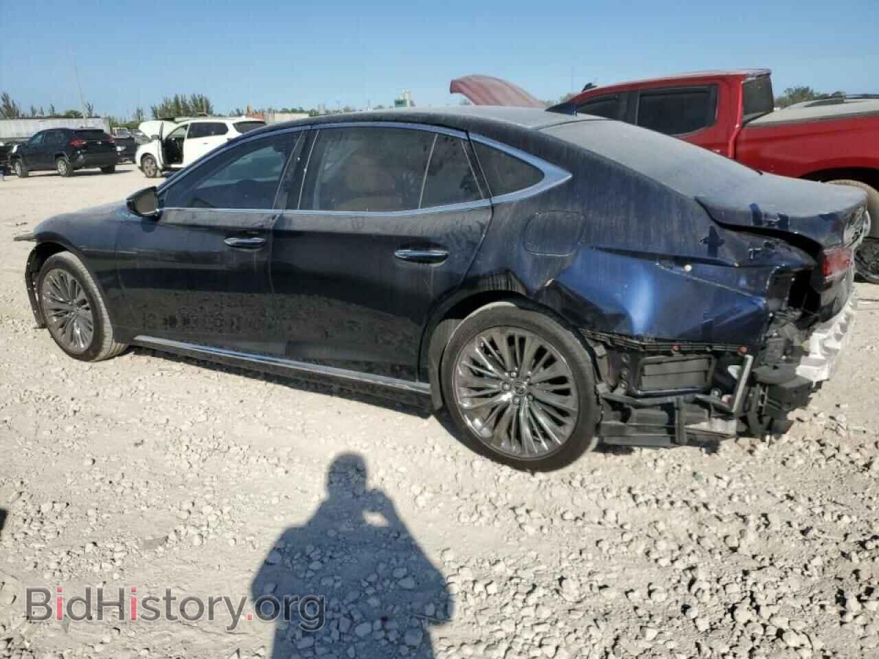2020 LEXUS LS500 - VIN: JTHD51FF3L5012492 - Photo 2