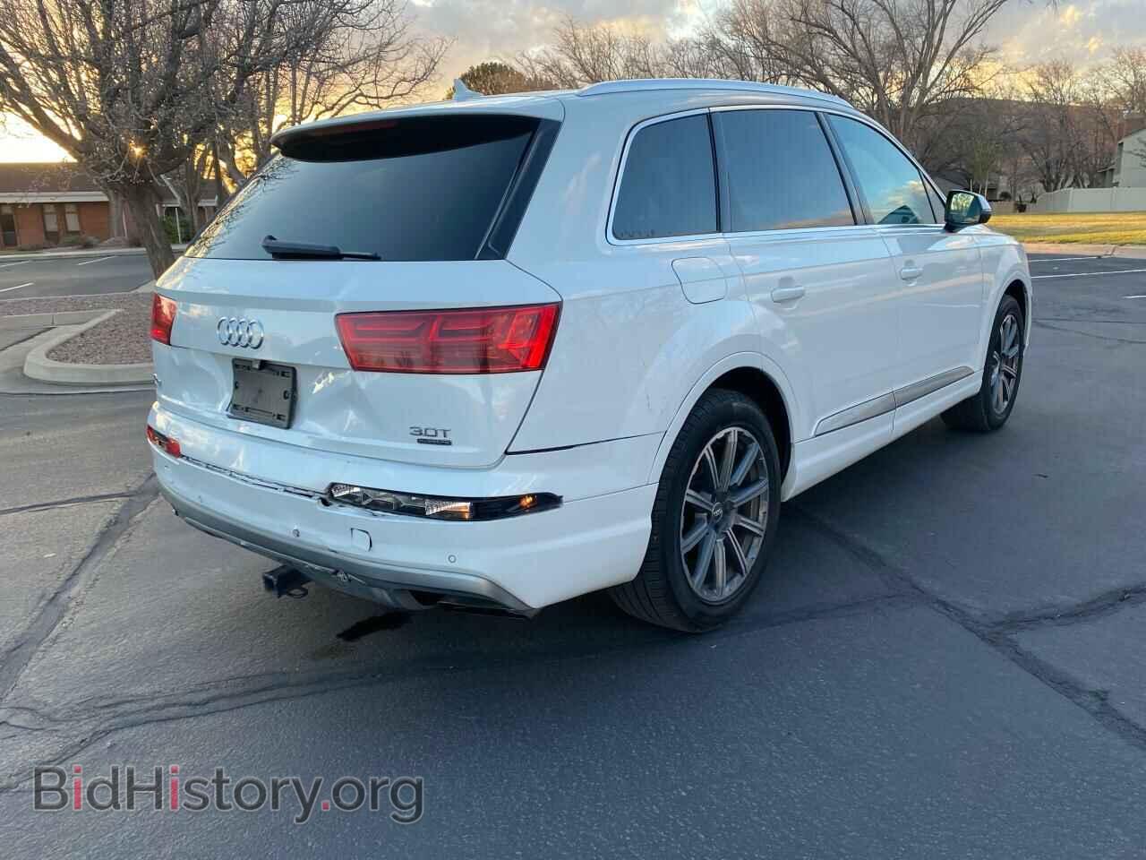 2017 AUDI Q7 - VIN: WA1LAAF74HD006421 - Фото 4