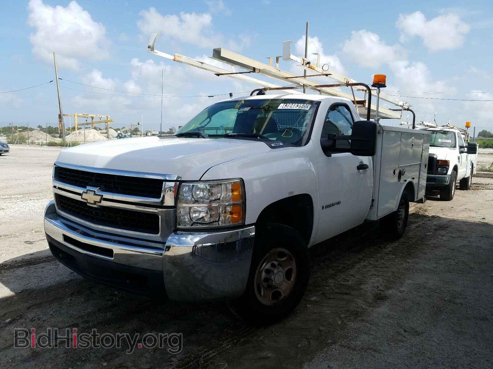 2007 CHEVROLET SILVERADO - VIN: 1GBHC24K67E577439 - Photo 2