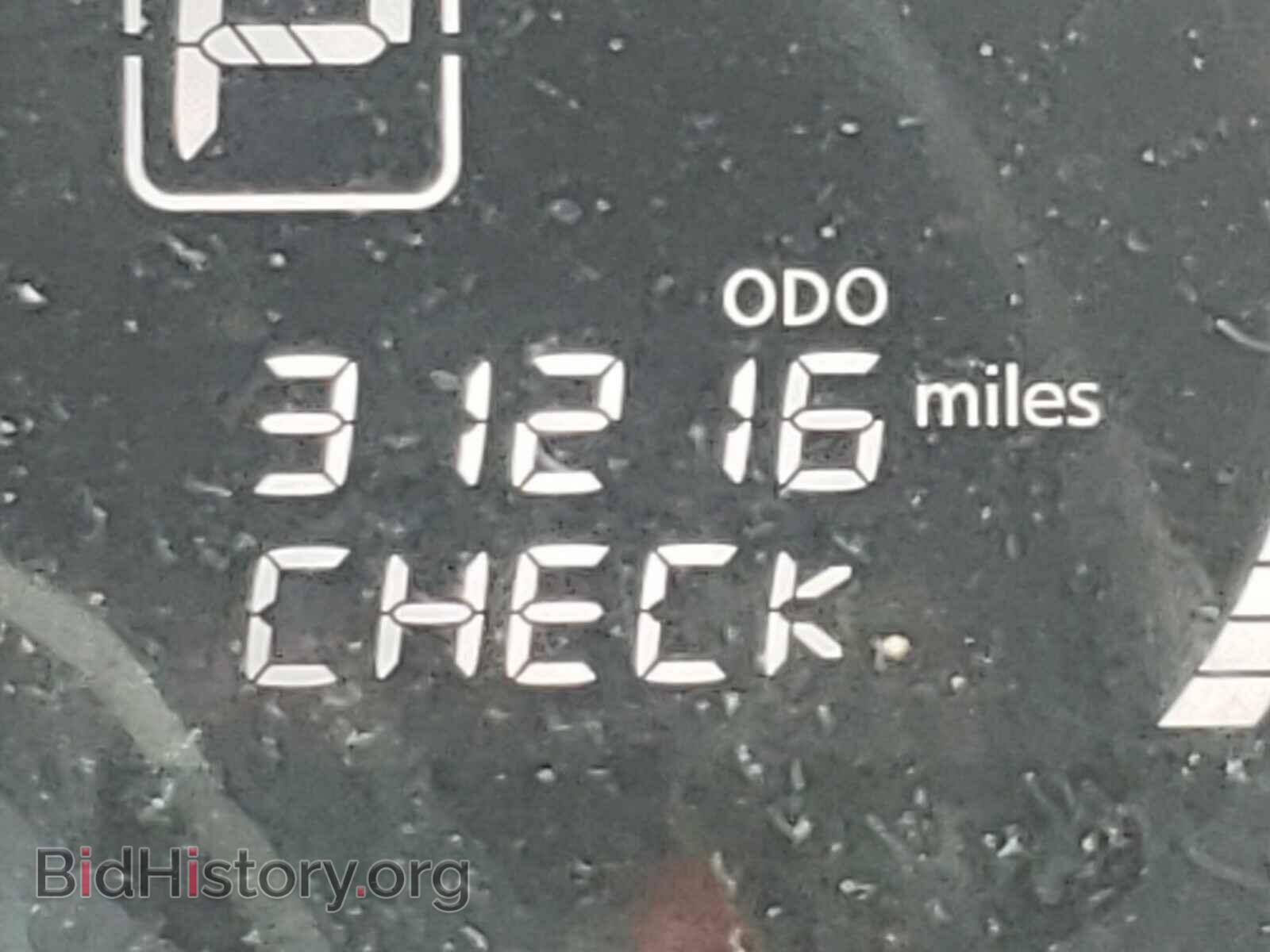 2019 NISSAN VERSA - VIN: 3N1CE2CP3KL358446 - Photo 8