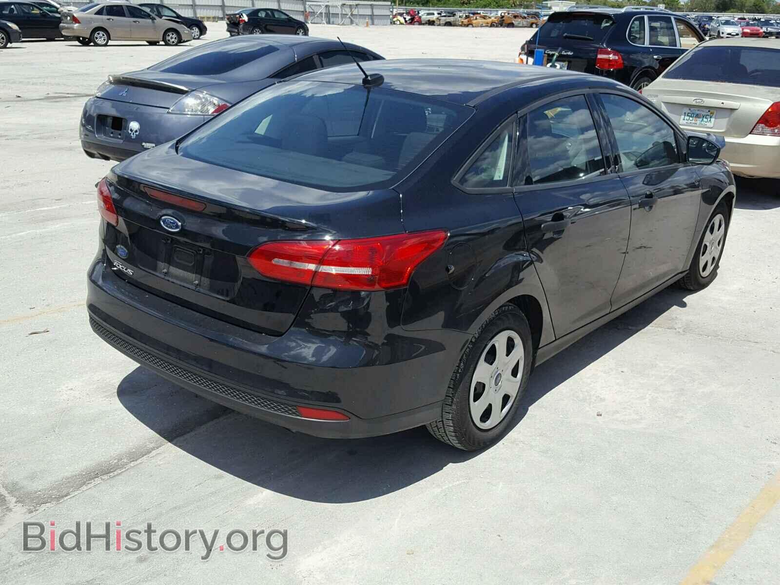 2017 FORD FOCUS - VIN: 1FADP3E27HL337970 - Photo 4