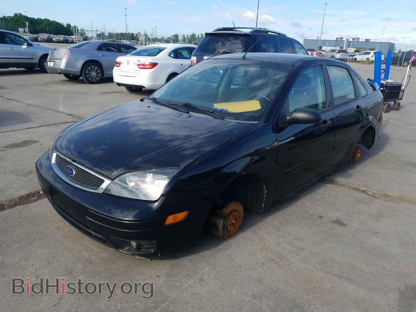 2005 FORD FOCUS - VIN: 1FAFP34N85W154561 - Фото 2