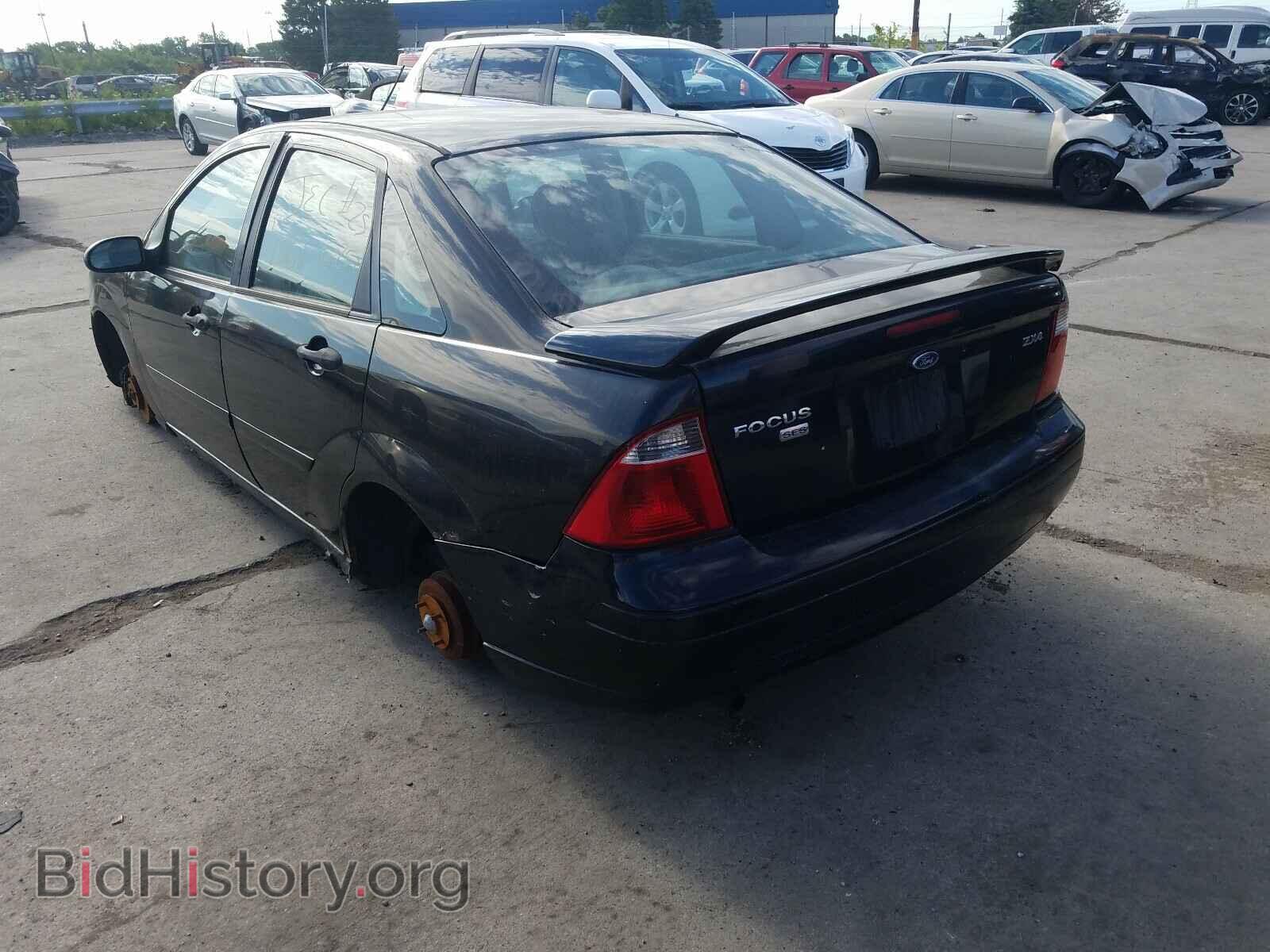 2005 FORD FOCUS - VIN: 1FAFP34N85W154561 - Фото 3