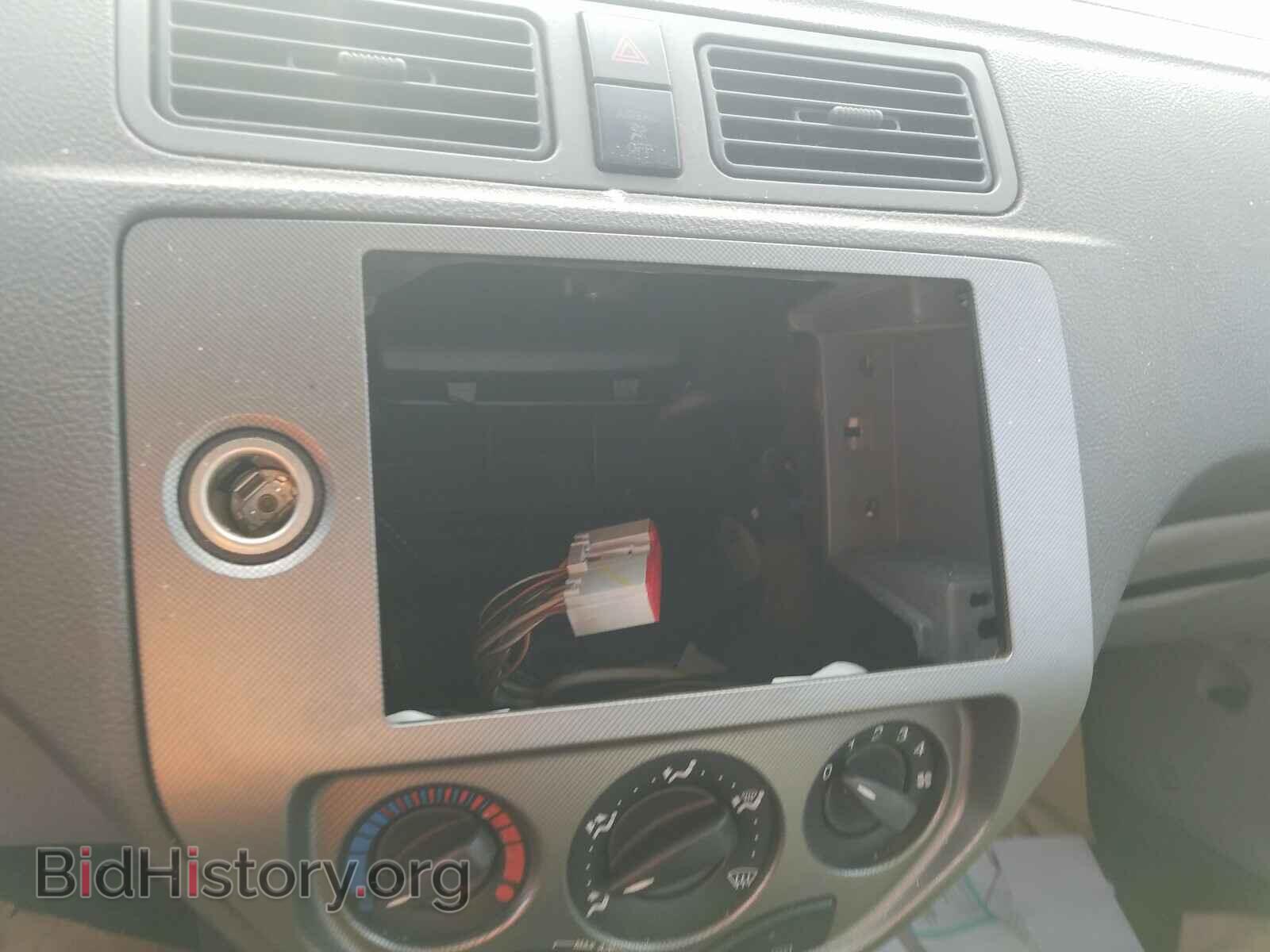 2005 FORD FOCUS - VIN: 1FAFP34N85W154561 - Фото 9