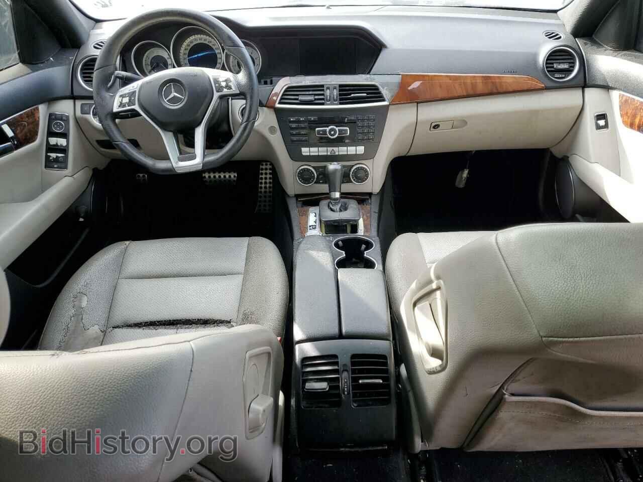 2012 MERCEDES-BENZ C-CLASS - VIN: WDDGF4HB3CA718625 - Фото 8