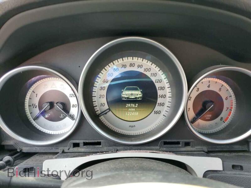 2012 Mercedes-Benz C-CLASS (VIN WDDGF4HB3CA718625) — фото 9 из 12