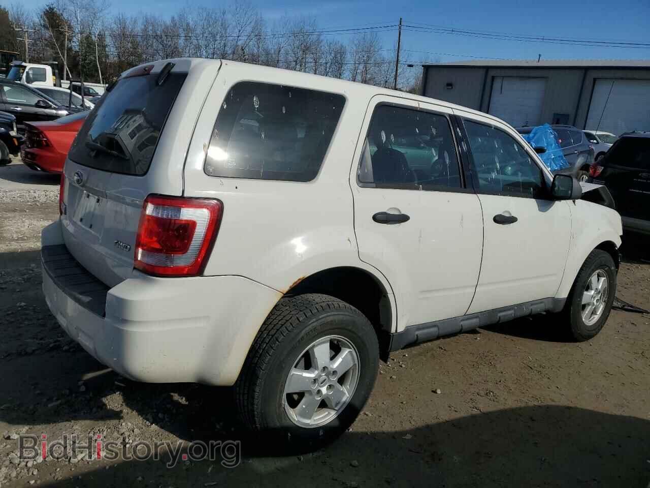 2009 FORD ESCAPE - VIN: 1FMCU92769KC97868 - Фото 3