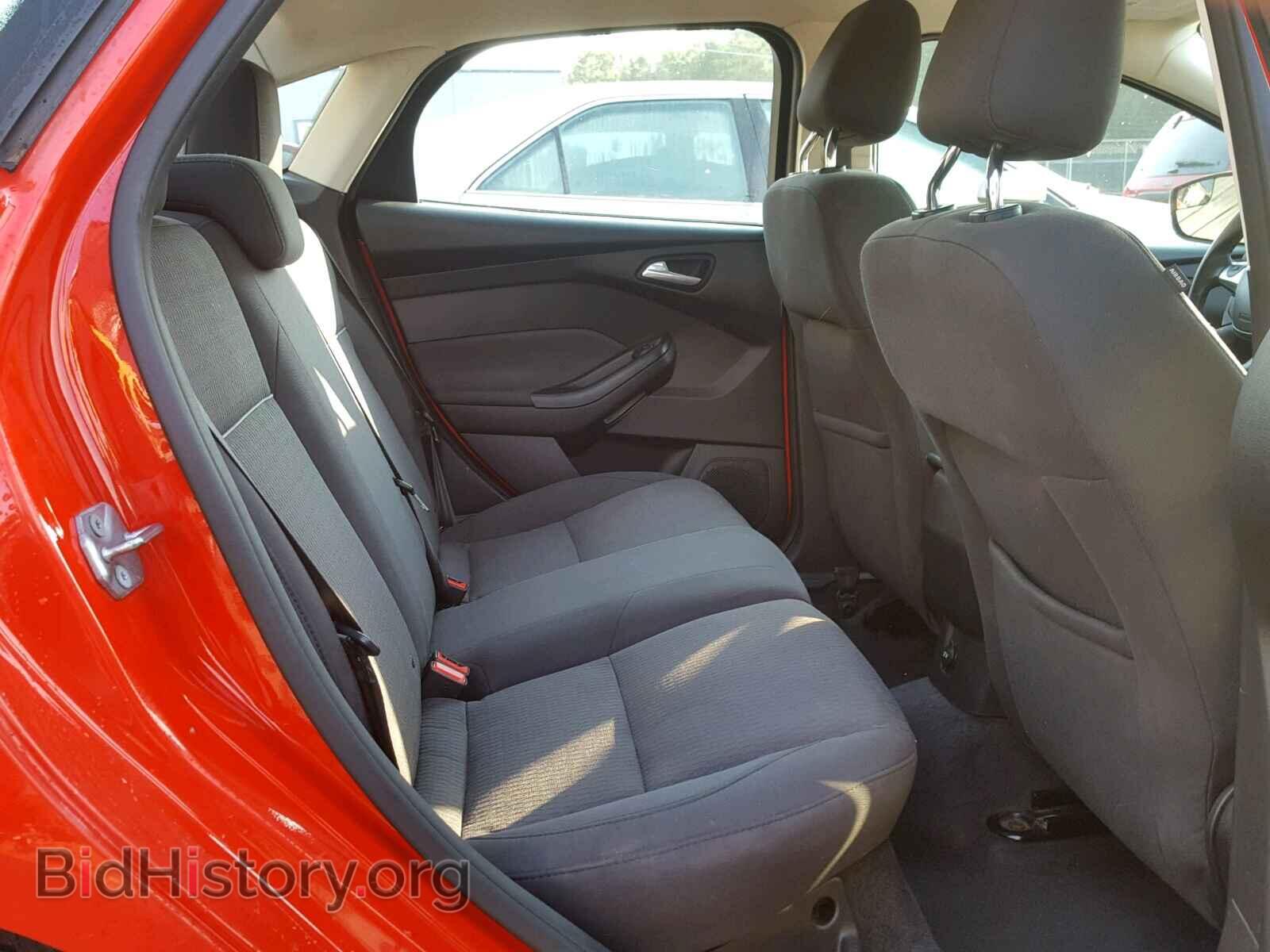 2012 Ford FOCUS (VIN 1FAHP3H20CL169059) — photo 6 of 10