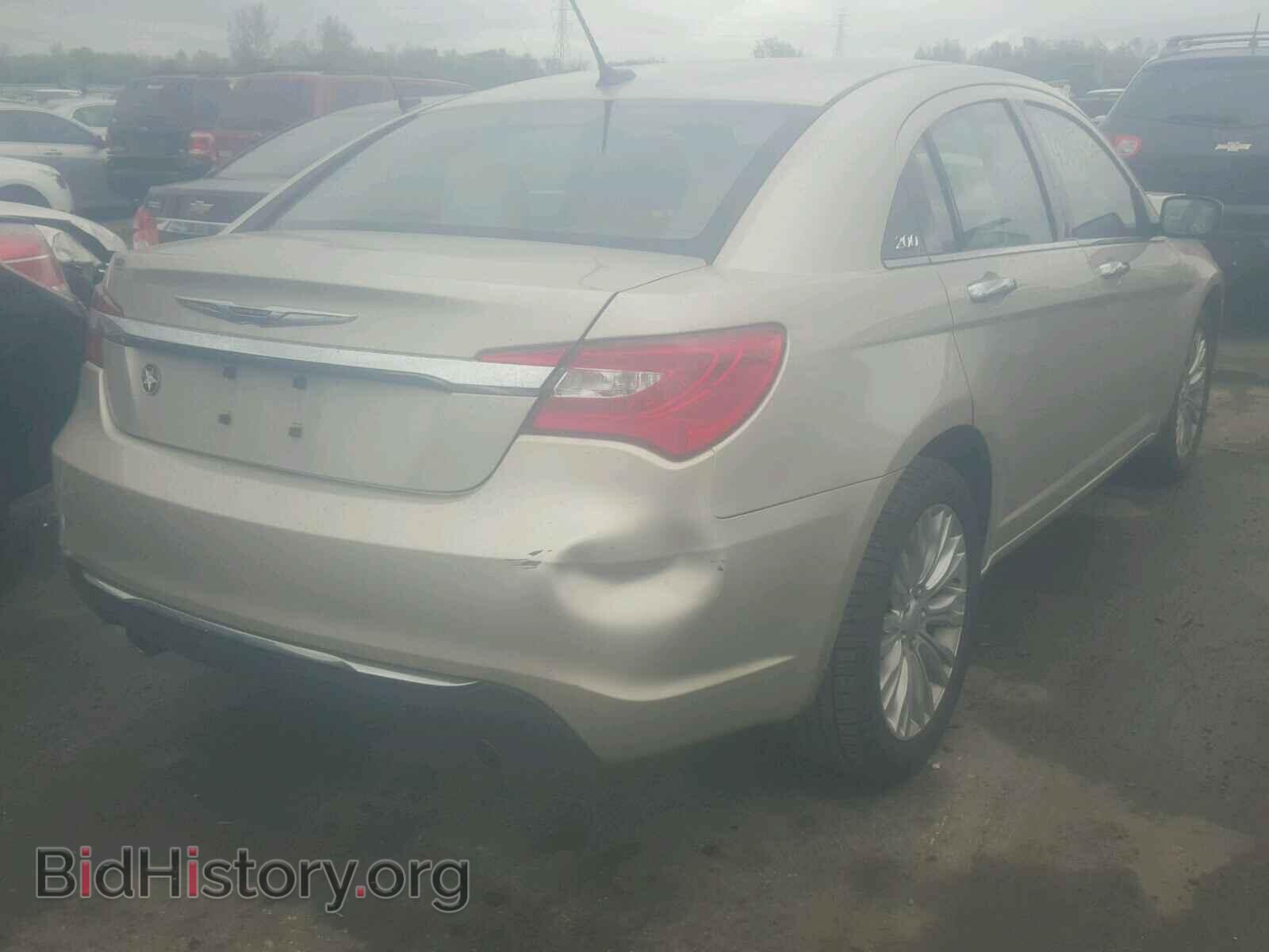 2013 CHRYSLER 200 - VIN: 1C3CCBCG2DN724066 - Photo 4