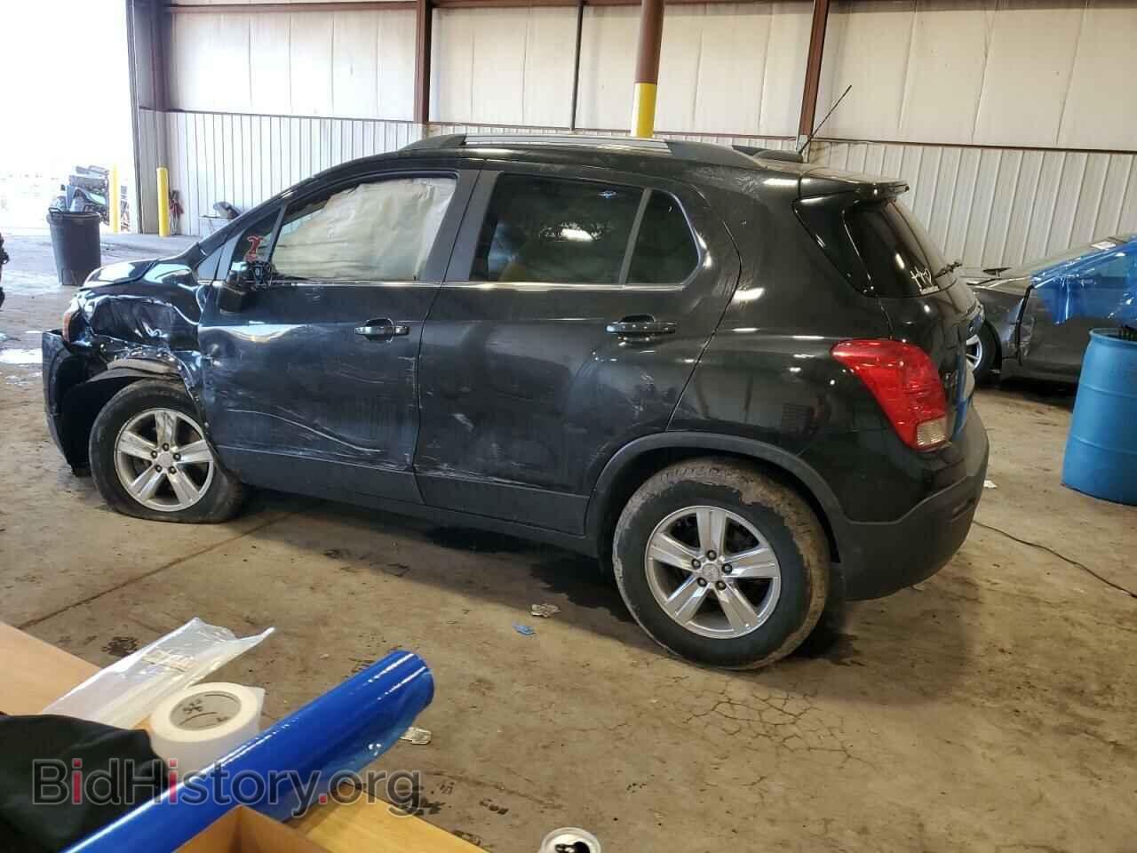 2015 CHEVROLET TRAX - VIN: 3GNCJRSB1FL246412 - Фото 2