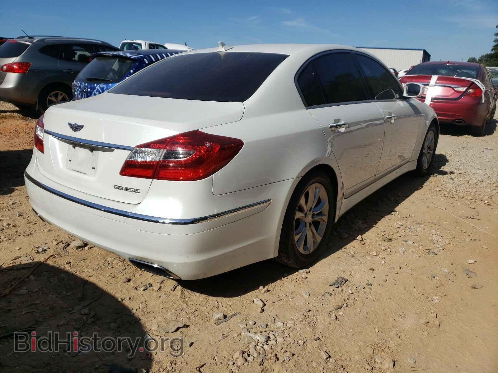 2013 HYUNDAI GENESIS - VIN: KMHGC4DD0DU217374 - Фото 4