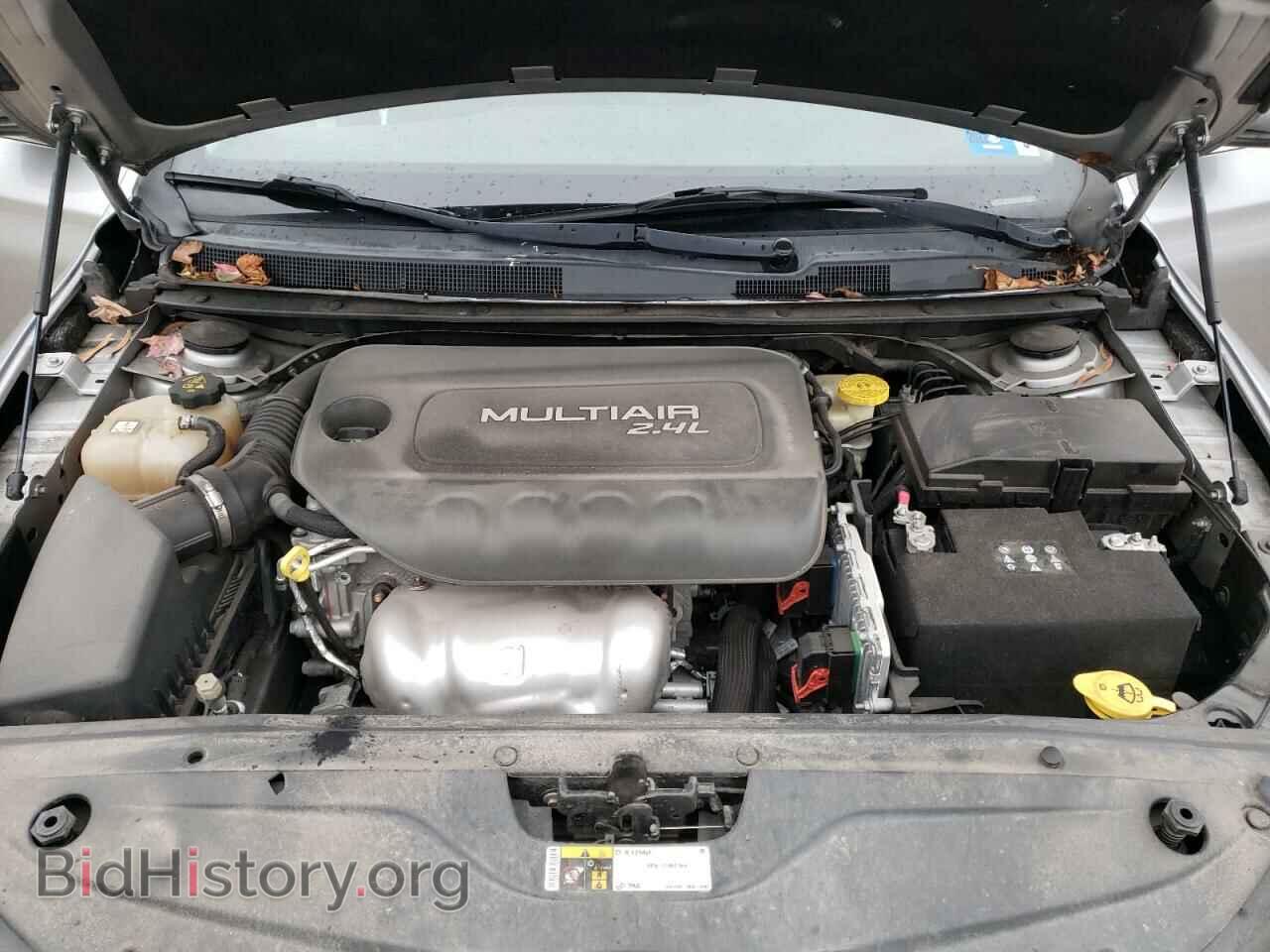 2015 CHRYSLER 200 - VIN: 1C3CCCAB7FN685801 - Фото 11