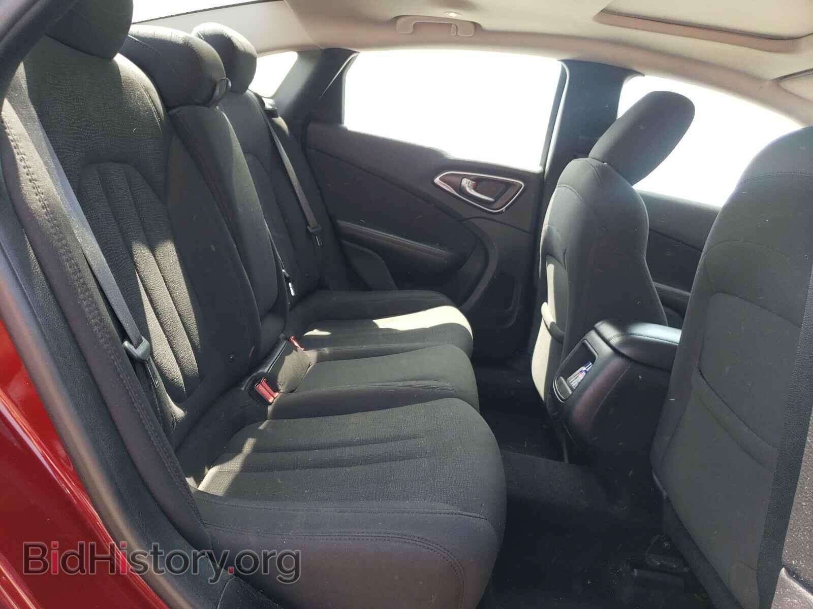 2016 CHRYSLER 200 - VIN: 1C3CCCAB3GN149655 - Фото 6