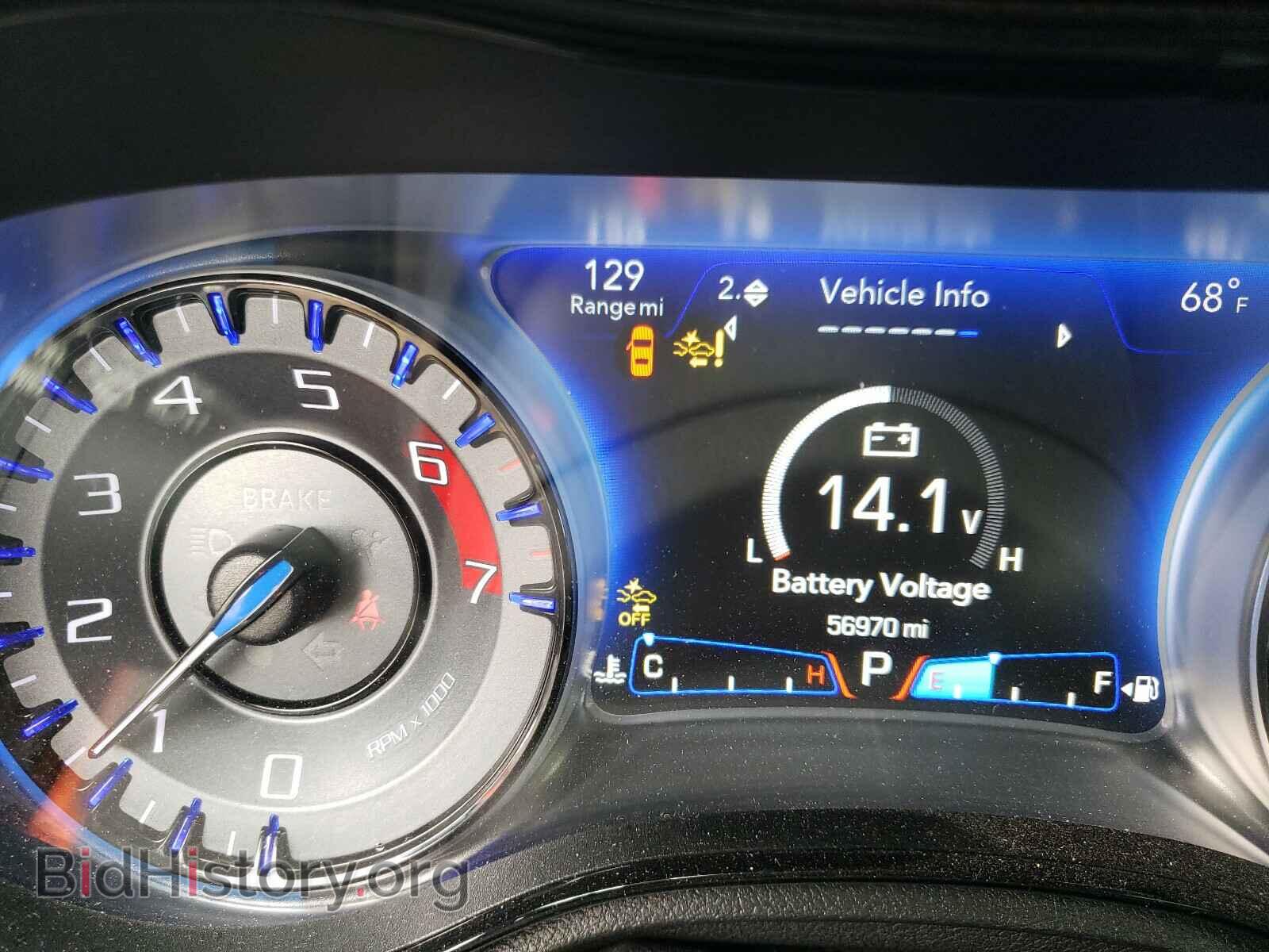 2017 CHRYSLER 300 - VIN: 2C3CCABT8HH617787 - Фото 8