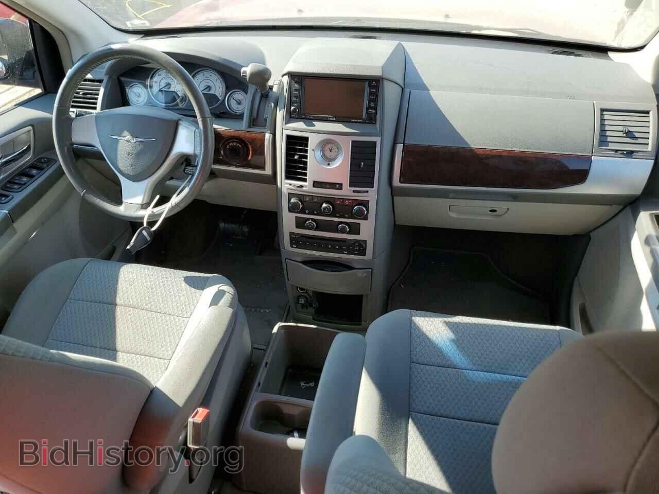 2010 CHRYSLER MINIVAN - VIN: 2A4RR5D11AR315646 - Фото 8