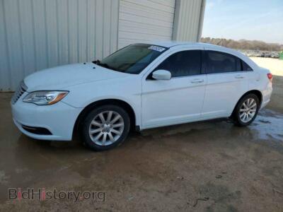 2013 Chrysler 200 TOURING, white — VIN 1C3CCBBB7DN588801, Copart