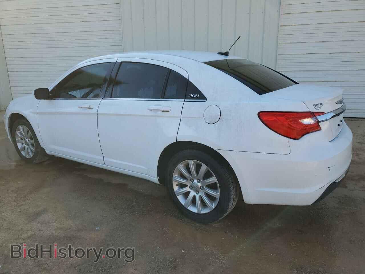 2013 CHRYSLER 200 - VIN: 1C3CCBBB7DN588801 - Фото 2