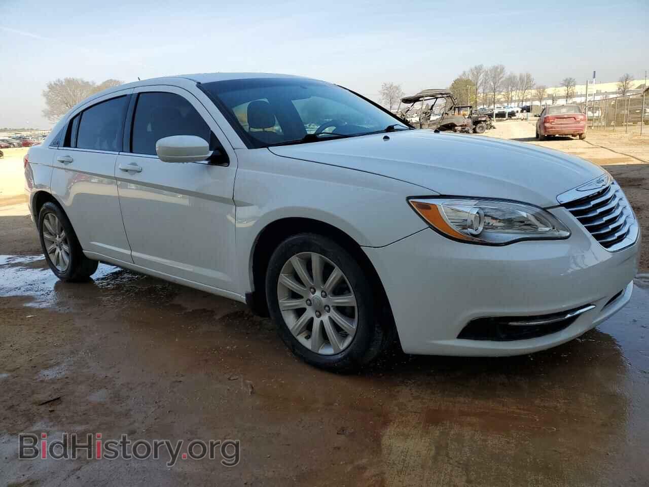 2013 CHRYSLER 200 - VIN: 1C3CCBBB7DN588801 - Фото 4
