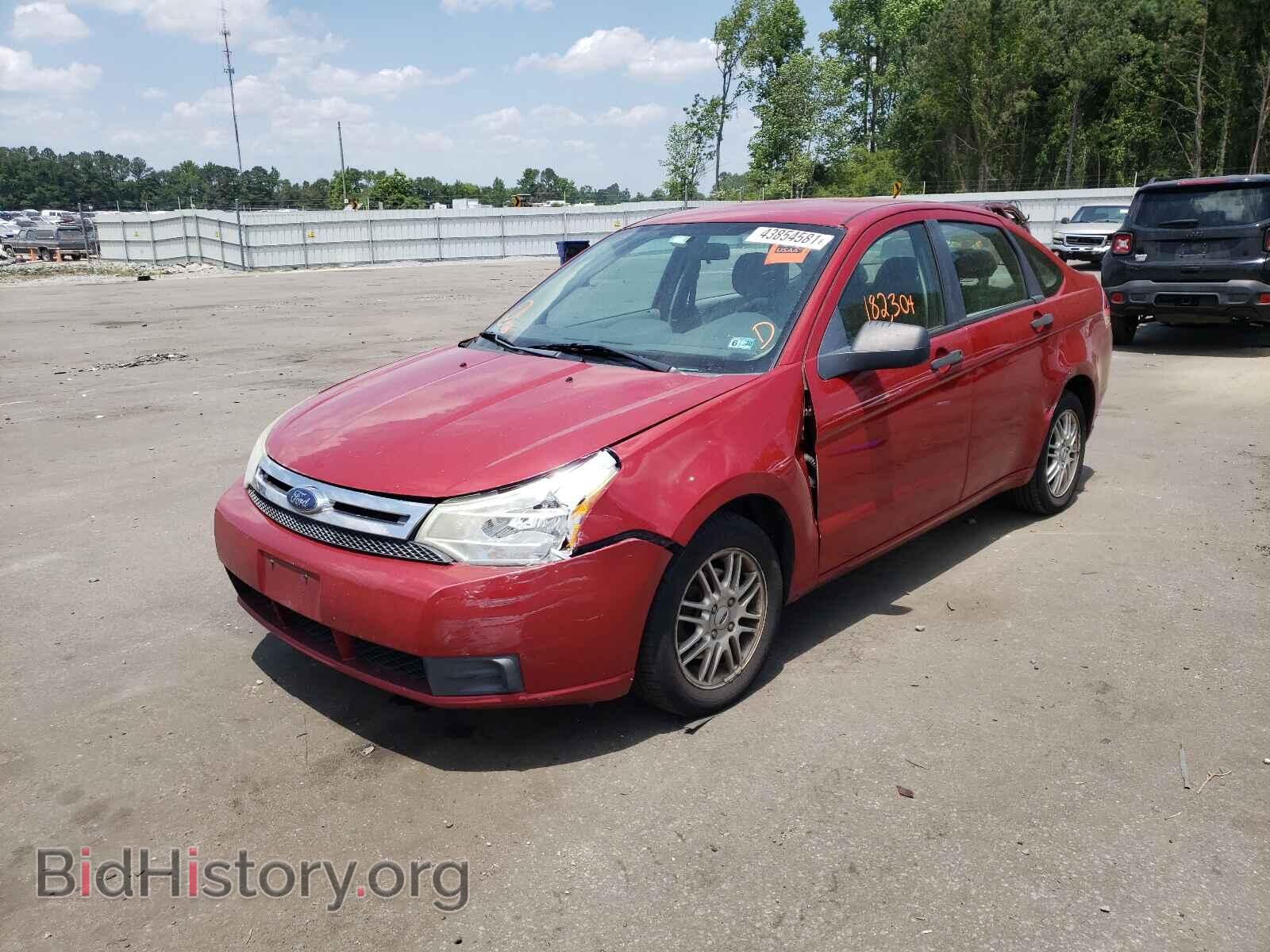 2009 FORD FOCUS - VIN: 1FAHP35N99W244847 - Фото 2