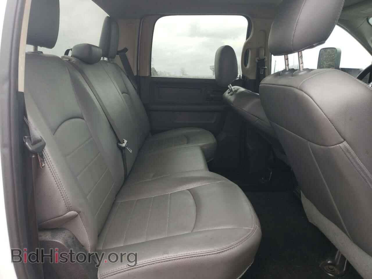 2015 RAM All Models - VIN: 3C6UR5CL5FG709013 - Photo 10