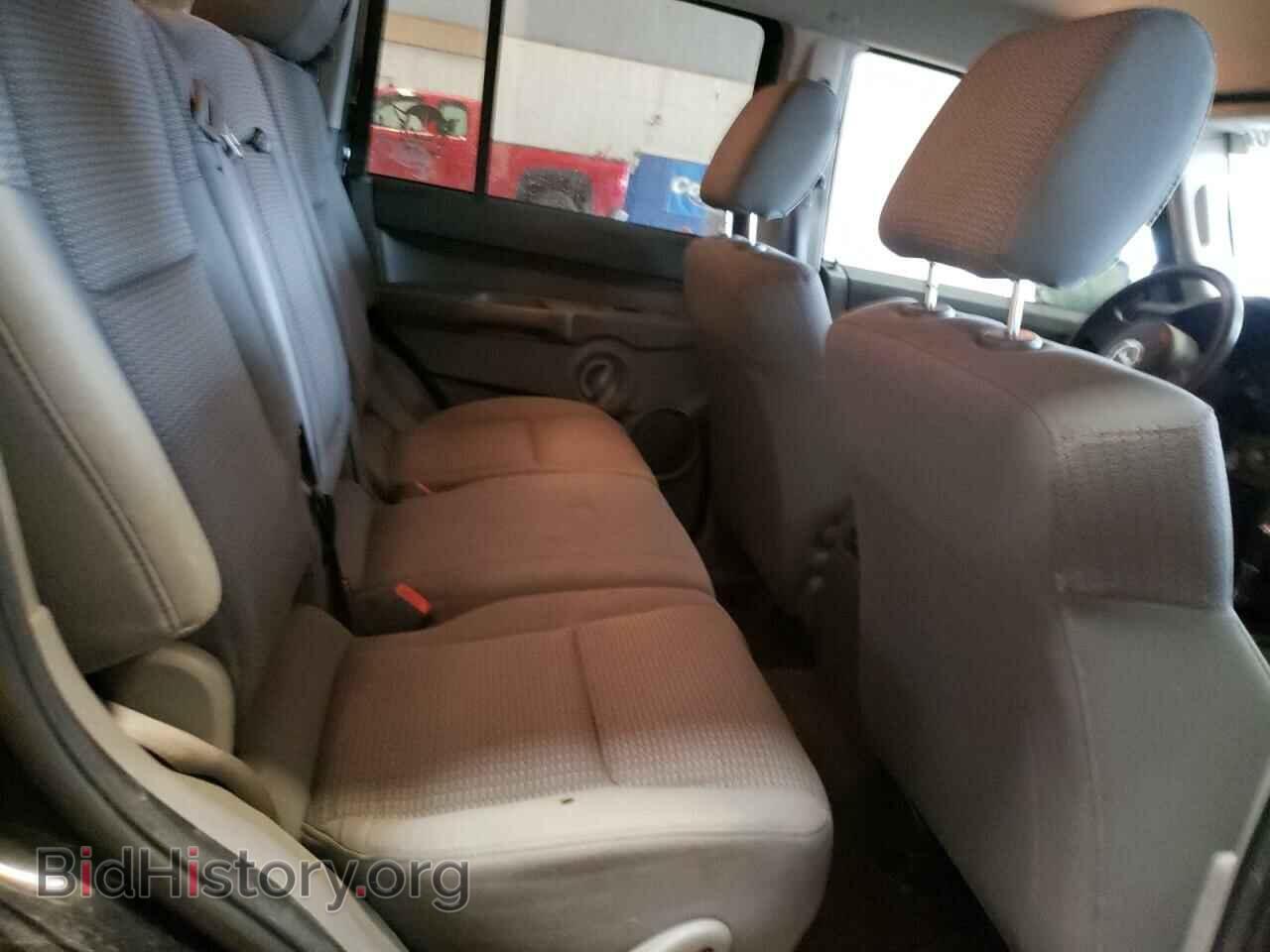 2006 JEEP COMMANDER - VIN: 1J8HG48K46C304203 - Photo 6