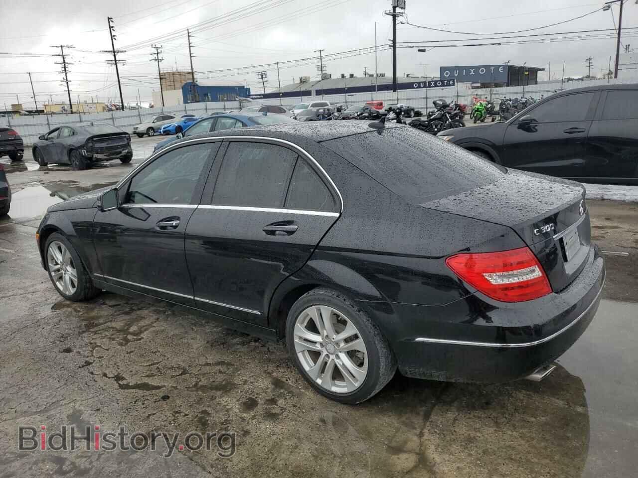 2012 MERCEDES-BENZ C-CLASS - VIN: WDDGF8BBXCA705404 - Фото 2
