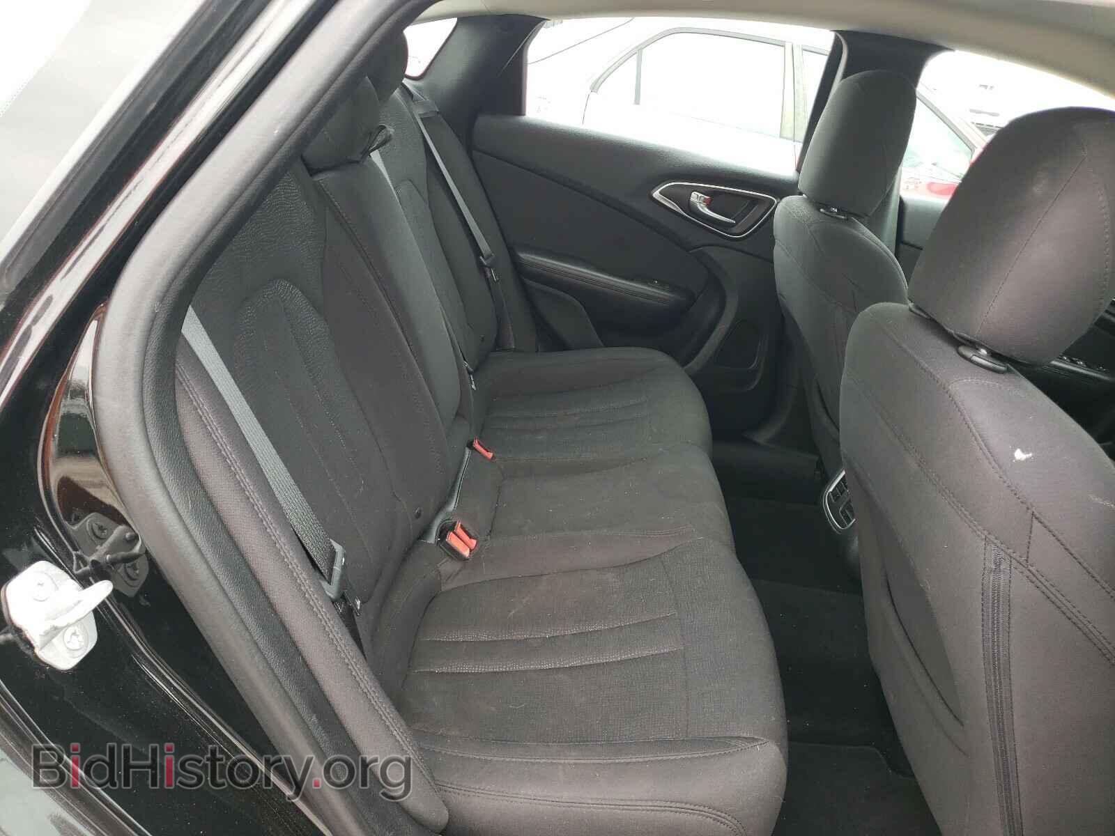 2015 CHRYSLER 200 - VIN: 1C3CCCAB0FN555651 - Фото 6