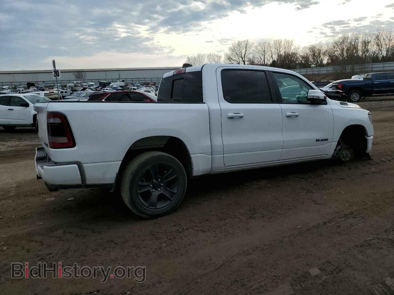 2020 RAM 1500 - VIN: 1C6SRFFT5LN345526 - Фото 3