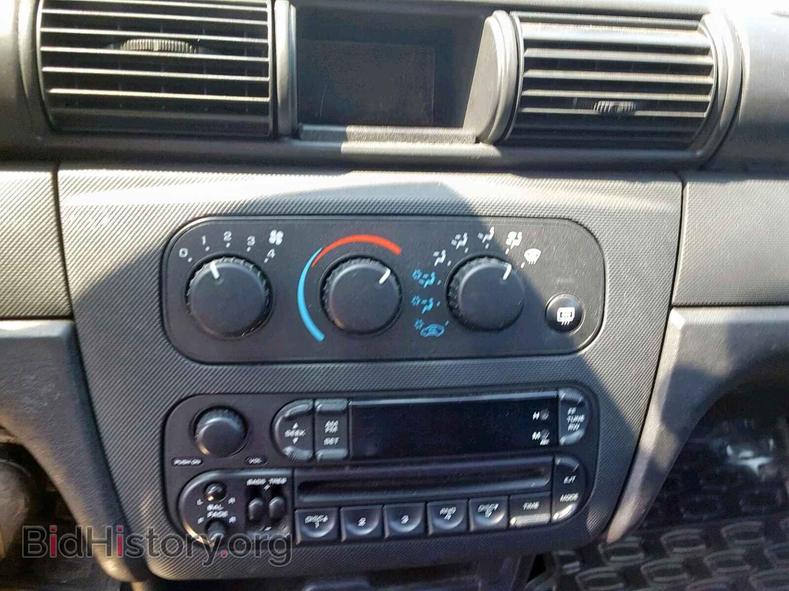 2004 CHRYSLER SEBRING - VIN: 1C3EL46X34N387309 - Фото 9