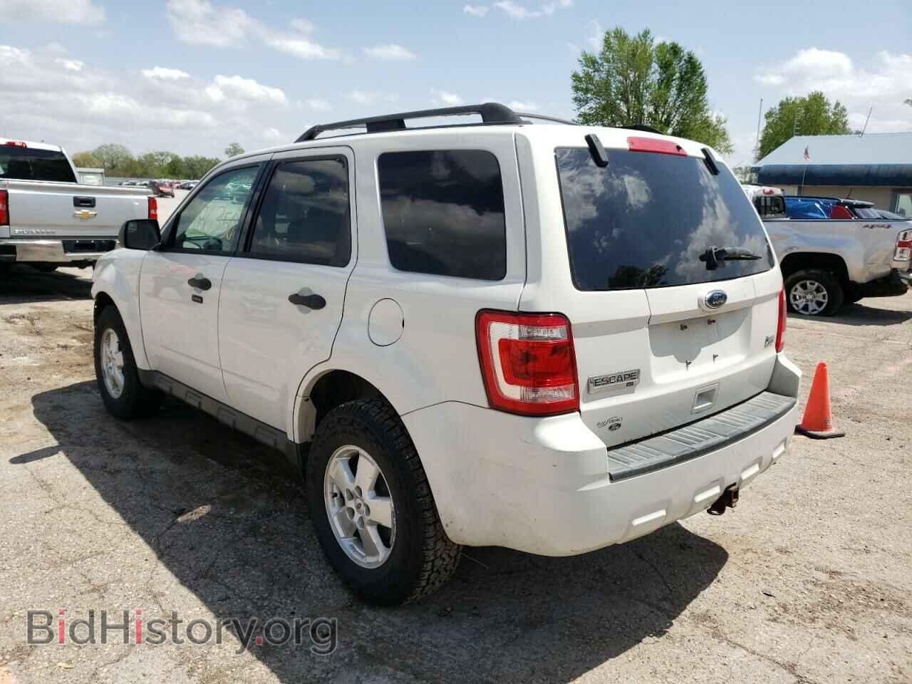 2011 FORD ESCAPE - VIN: 1FMCU9DG8BKA44005 - Фото 3