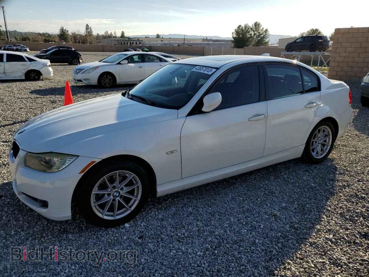 Фотография WBAPH5C51AA439759 - BMW 3 SERIES 2010