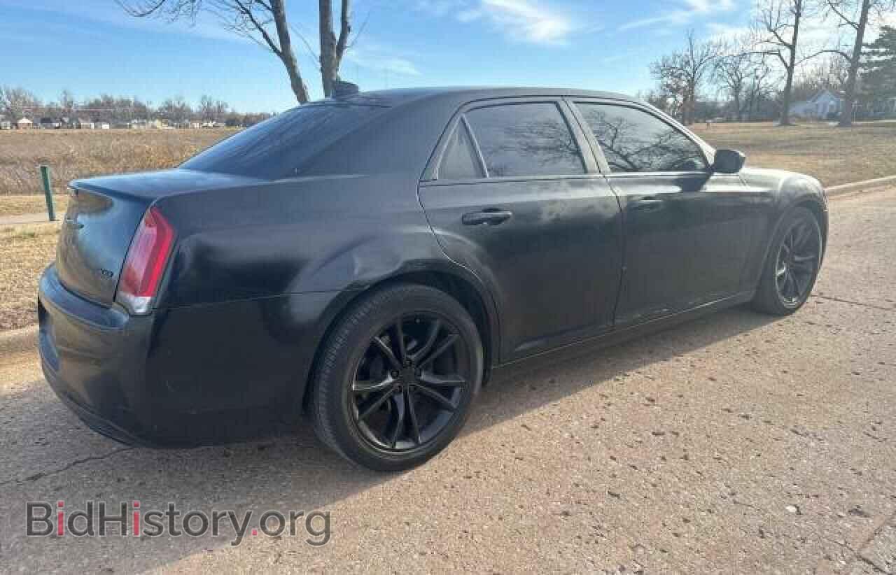 2018 CHRYSLER 300 - VIN: 2C3CCAAG3JH342212 - Фото 4