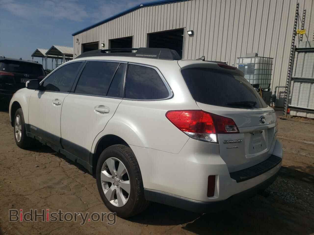 2011 SUBARU OUTBACK - VIN: 4S4BRBJC7B3334042 - Фото 3