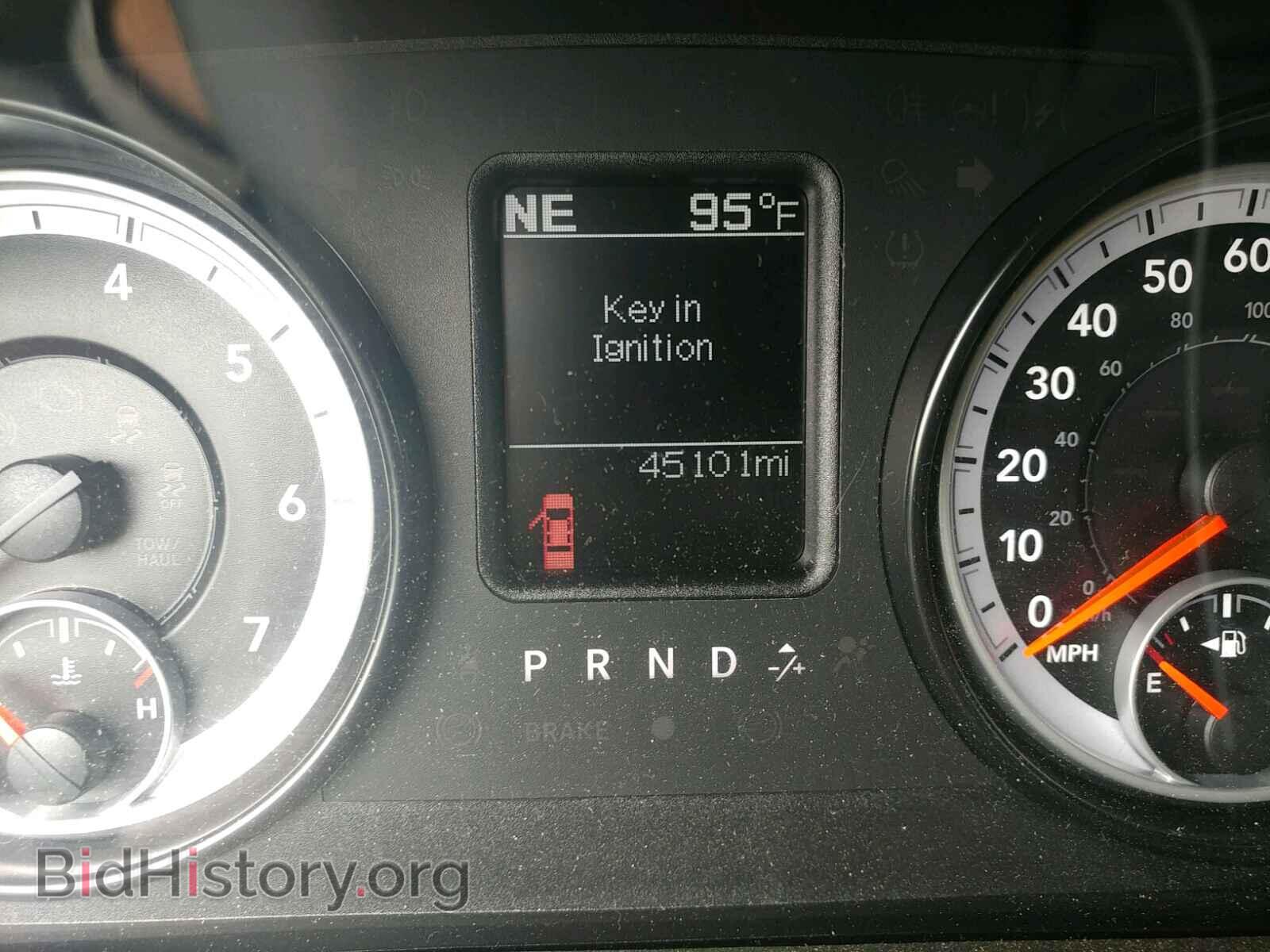 2014 RAM 1500 ST - VIN: 1C6RR7FT8ES335663 - Фото 6
