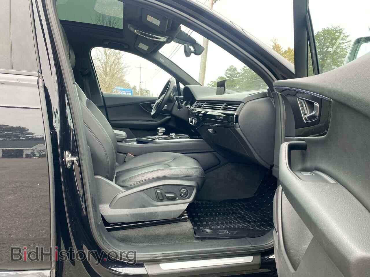 2017 AUDI Q7 - VIN: WA1VAAF79HD043568 - Фото 5