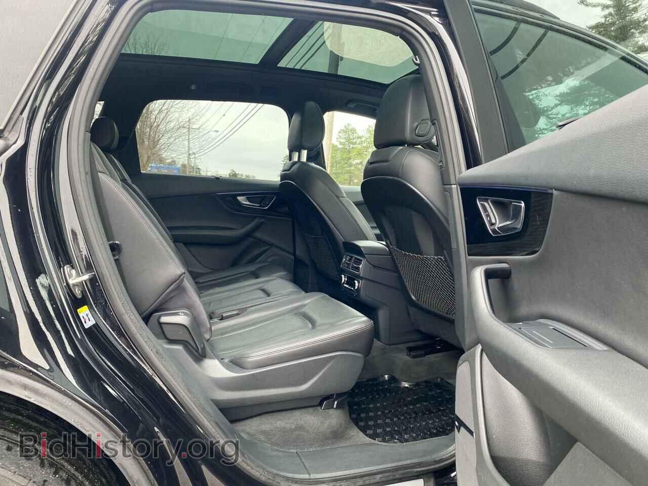 2017 AUDI Q7 - VIN: WA1VAAF79HD043568 - Фото 6