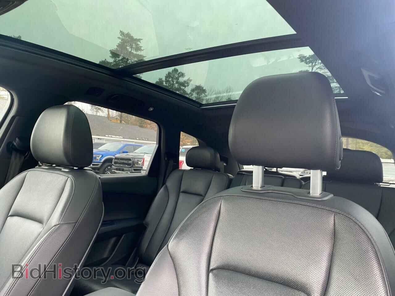 2017 AUDI Q7 - VIN: WA1VAAF79HD043568 - Фото 9