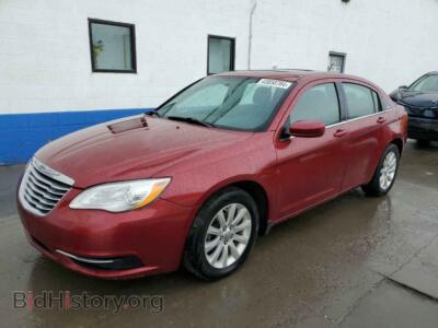 2011 Chrysler 200 Touring, красный — VIN 1C3BC1FB6BN570450, Copart