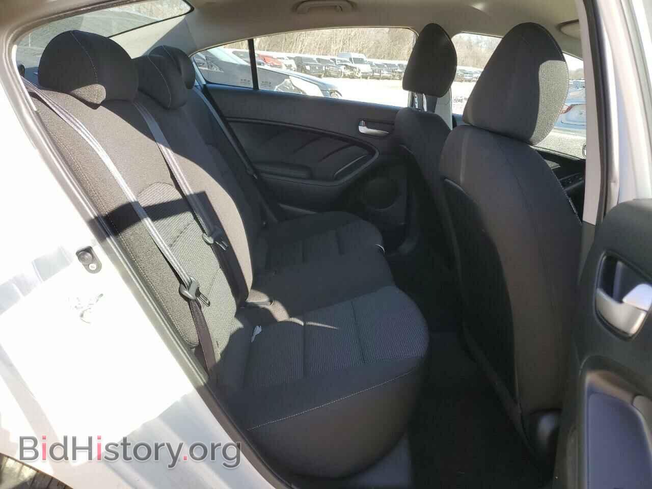 2017 KIA FORTE - VIN: 3KPFK4A70HE039634 - Фото 10