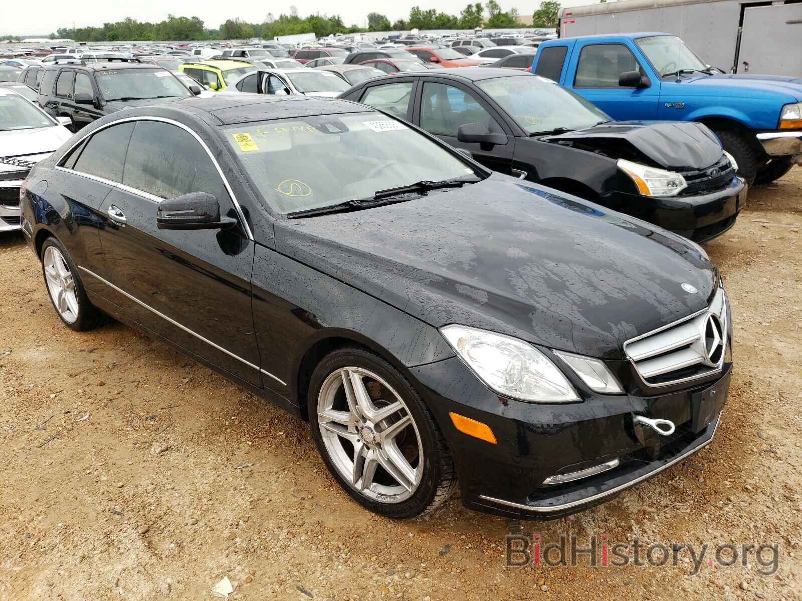 Photo WDDKJ8JB8DF195875 - MERCEDES-BENZ E CLASS 2013