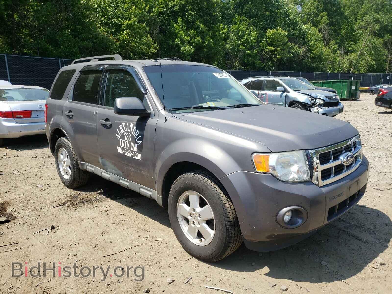 Фотография 1FMCU0DGXBKA75106 - FORD ESCAPE 2011