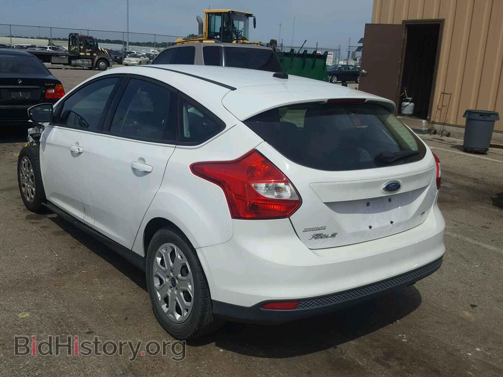 2012 Ford FOCUS (VIN 1FAHP3K28CL126825) — фото 3 из 10