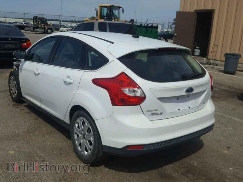 2012 Ford FOCUS (VIN 1FAHP3K28CL126825) — фото 3 из 10