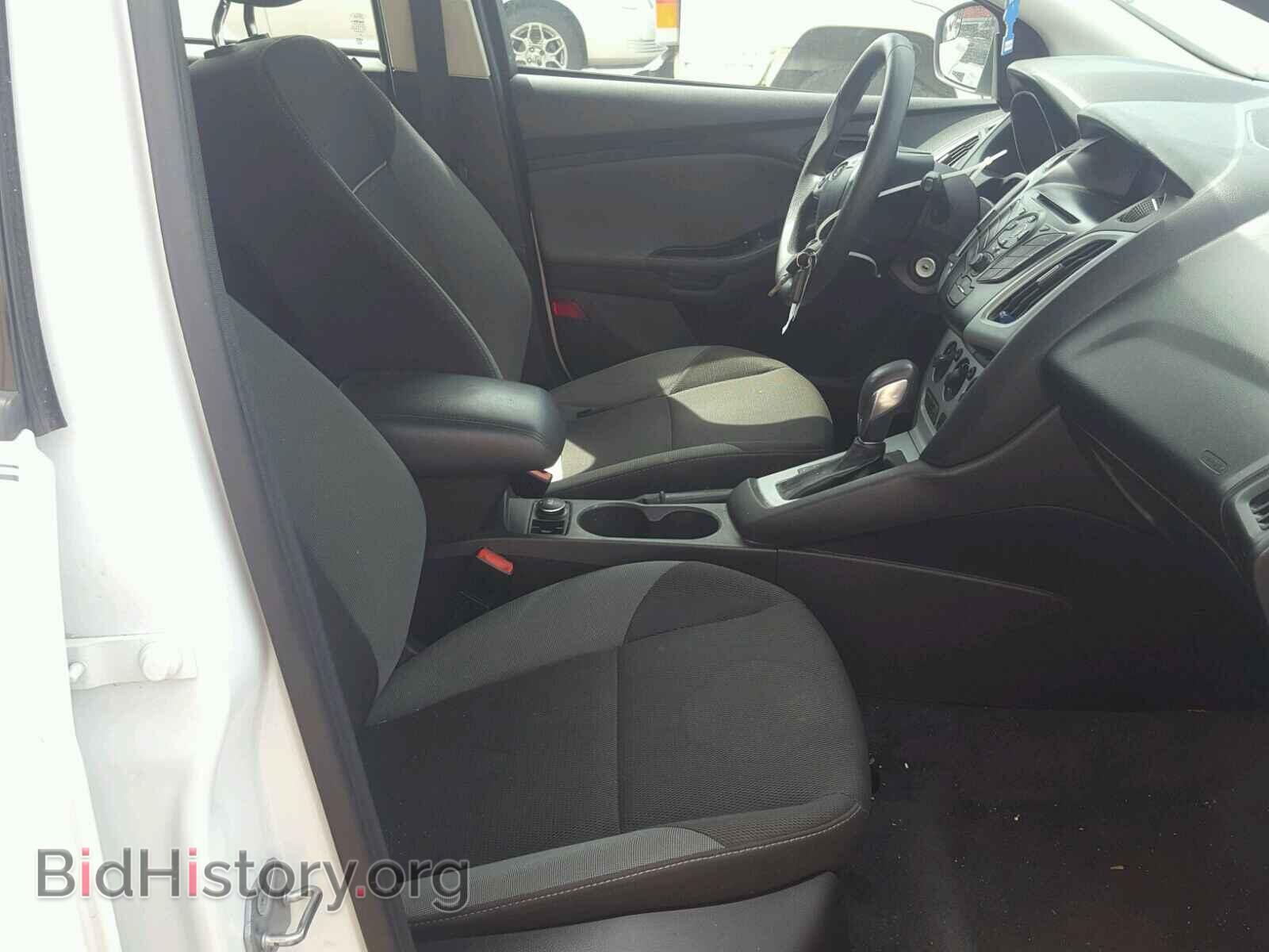 2012 Ford FOCUS (VIN 1FAHP3K28CL126825) — фото 5 из 10