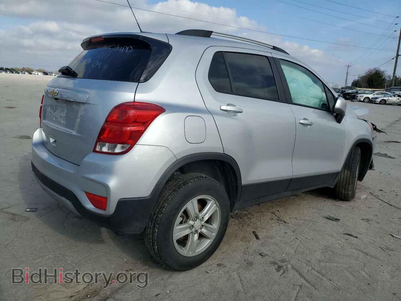2021 CHEVROLET TRAX - VIN: KL7CJPSB2MB324091 - Фото 3