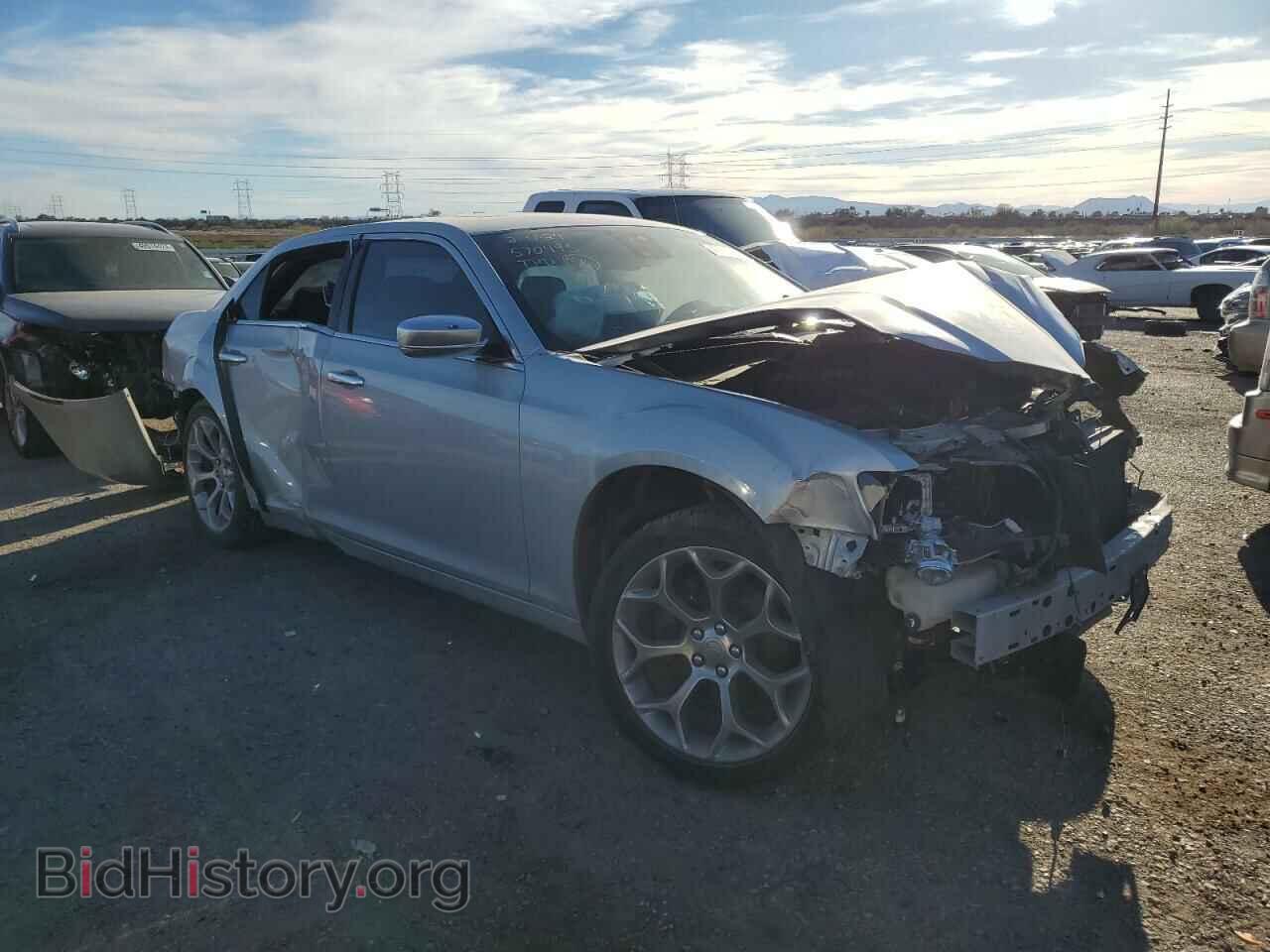 2019 CHRYSLER 300 - VIN: 2C3CCAPTXKH679028 - Фото 4