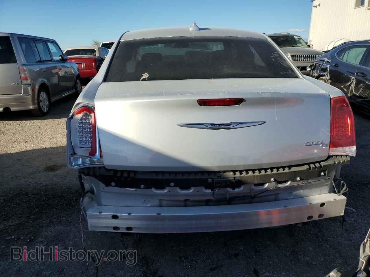 2019 CHRYSLER 300 - VIN: 2C3CCAPTXKH679028 - Фото 6