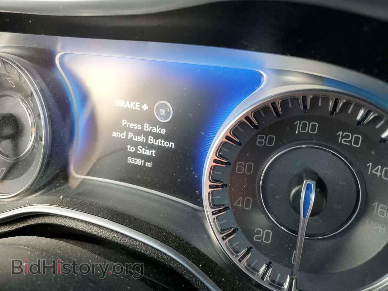 2019 CHRYSLER 300 - VIN: 2C3CCAPTXKH679028 - Фото 9