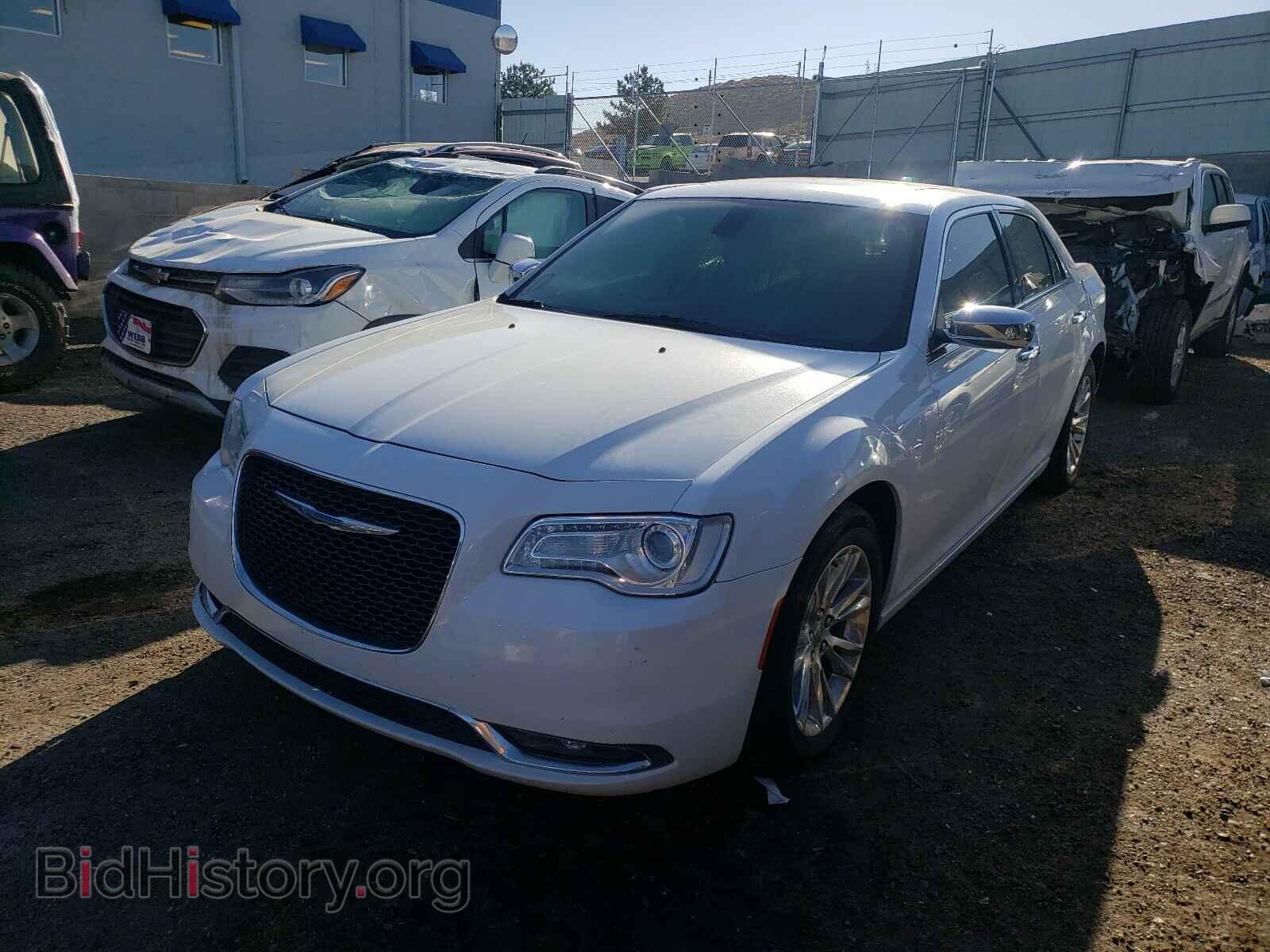 2017 CHRYSLER 300 - VIN: 2C3CCAEG8HH564751 - Фото 2