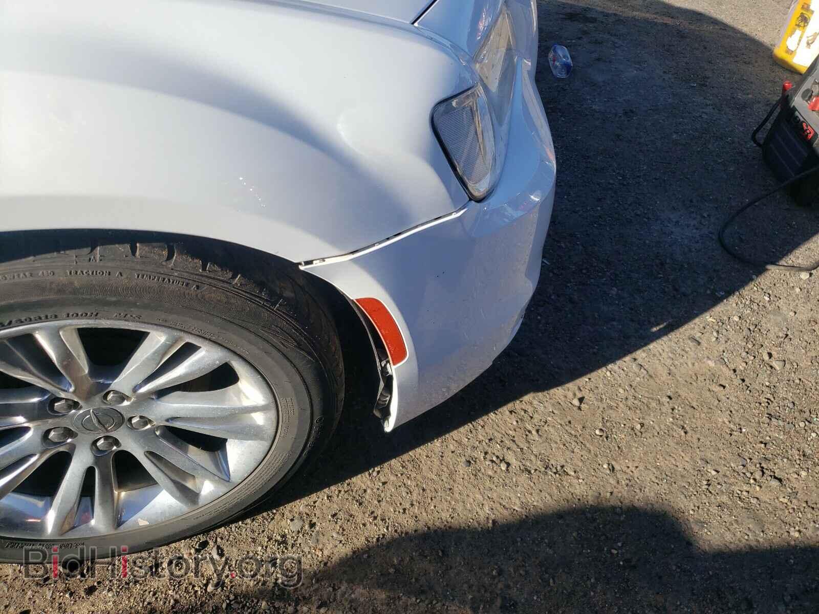 2017 CHRYSLER 300 - VIN: 2C3CCAEG8HH564751 - Фото 9